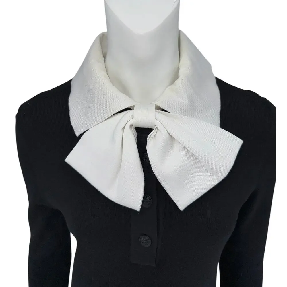 Chanel Sweater With Removable Bow - Size 42